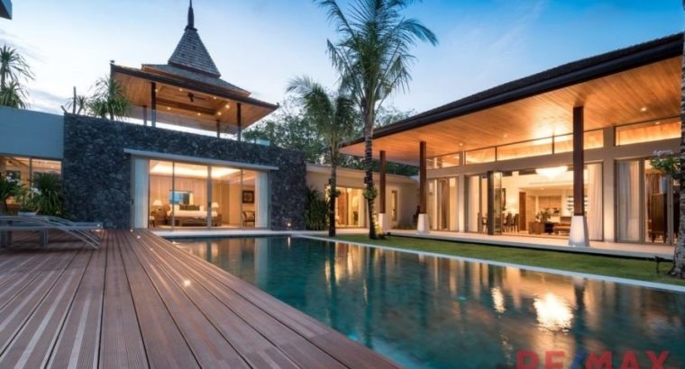 4 Bedroom Balinese Style Pool Villa in Layan