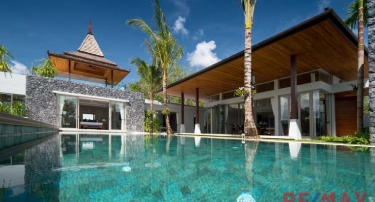 4 Bedroom Balinese Style Pool Villa in Layan