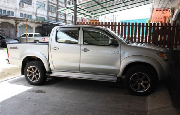 2006 year end toyota prerunner 3.0 e 4 door bronze