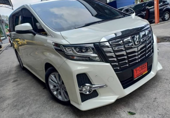 Toyota alphard 2.5 2016 white