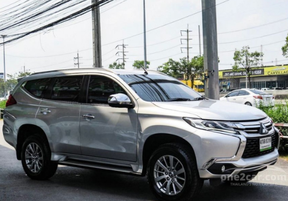 2015 Mitsubishi Pajero Sport 2.4 GT SUV AT