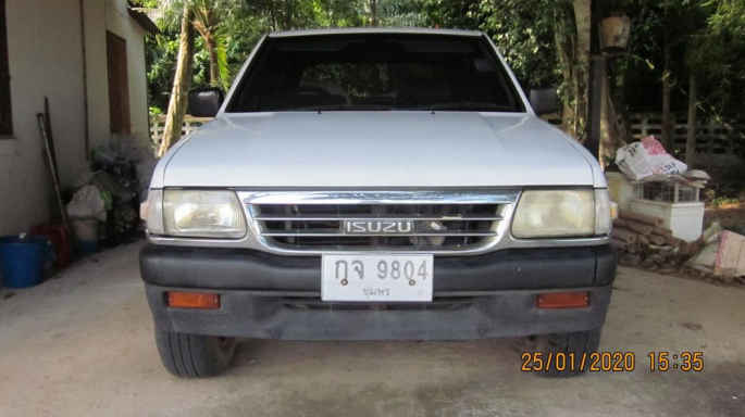 ISUZU TFR Golden Dragon 4 doors white version year