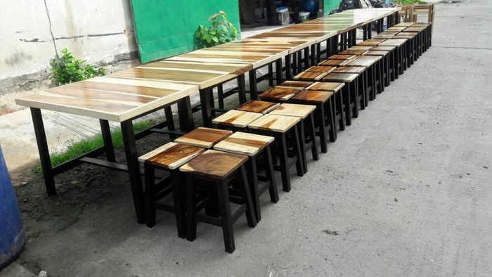 Chamchuri table, size 60×100