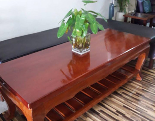 Beautiful Makha Wood Table