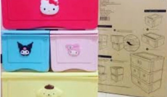 Sanrio Premium Seven Drawers