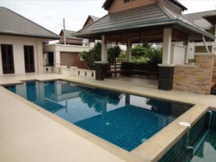 3 Bed 2 Baht L-Shaped Bali Style Villa with Swimmi