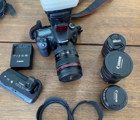 Canon EOS D7 Complete semi-professional kit. Sell