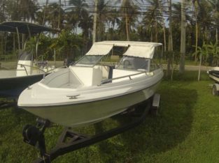 FIBERGLASS BOAT