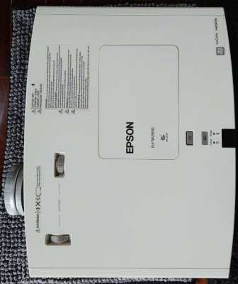 EPSON EH TW 2900 Full HD Projector / Beamer