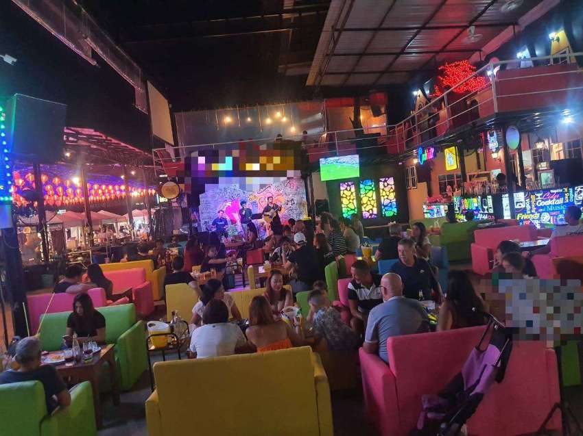 Bar / Restaurant / Night venue Pattaya Soi Buakhao