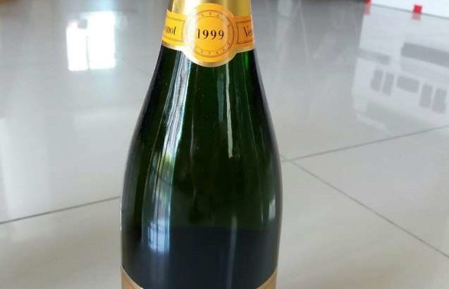 NEW YEAR SALE! Champagne Vueve Clicquot Ponsardin