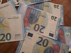 Buy Counterfeit euro bills, Fake euros online