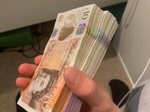 PROP CANADIAN DOLLARS BILLS W A(+44 7397 620325)